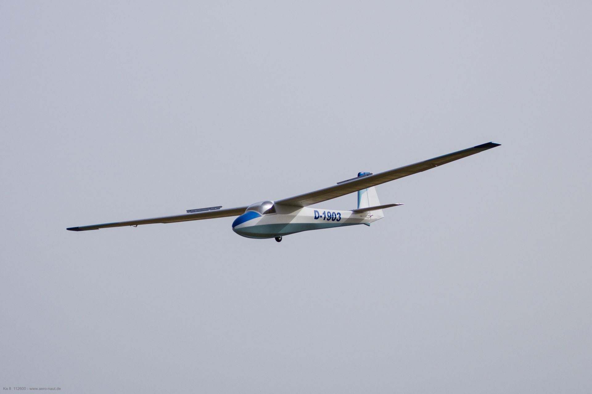Ka 8 Glider Model, Kit with GRP Fuselage, Wingspan 3000mm, Aeronaut # 112600