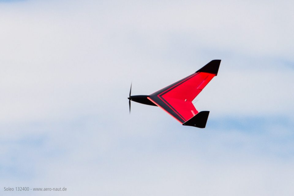 SOLEO E-flying wing model, wingspan 1800mm, kit, Aeronaut # 132400