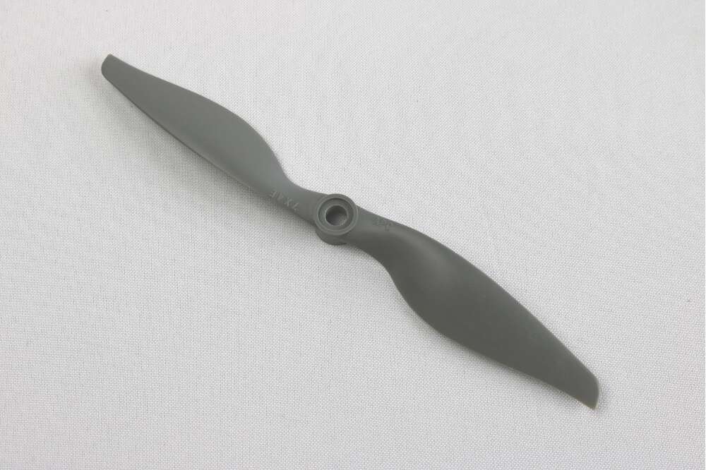 APC Electric Propeller 7.0x6.0, Landing Products # LP07060E