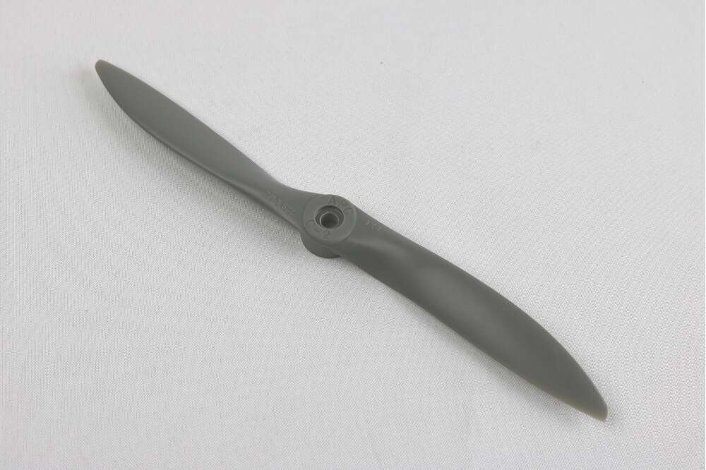 APC-Sport-Luftschraube 9x4 Landing Products # LP09040