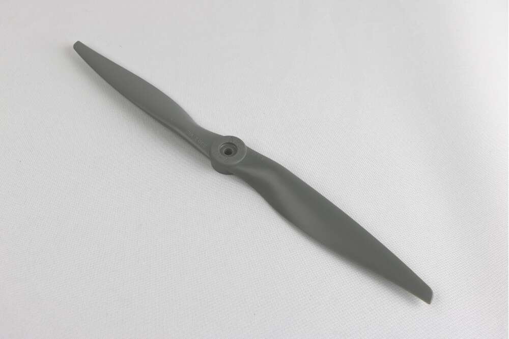 APC-Sport-Luftschraube 13x4 Landing Products # LP13040
