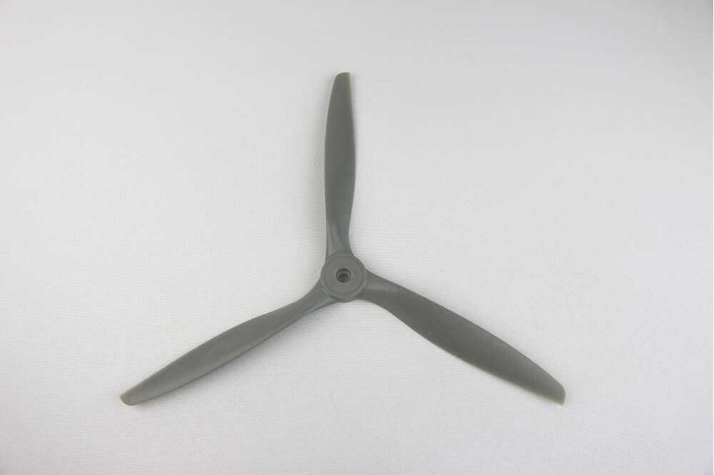 APC-Dreiblatt-Luftschraube 15,75x13 Landing Products # LP3157513