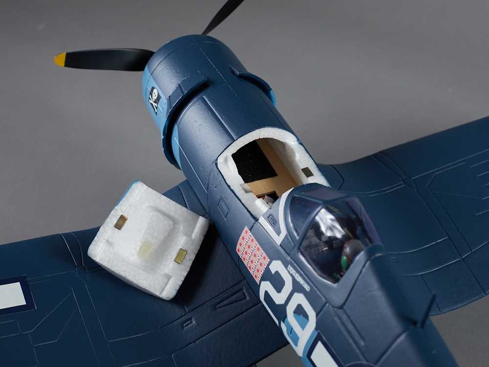 DERBEE F4U Corsair, BLAU, PNP, Warbird, Spw. 750mm, D-Power # DB001PB