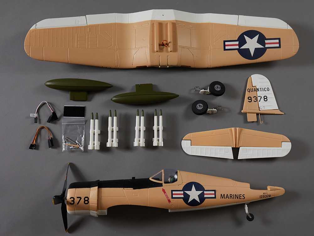 DERBEE F4U Corsair, GELB, PNP, Warbird, Spw. 750mm, D-Power # DB002PG
