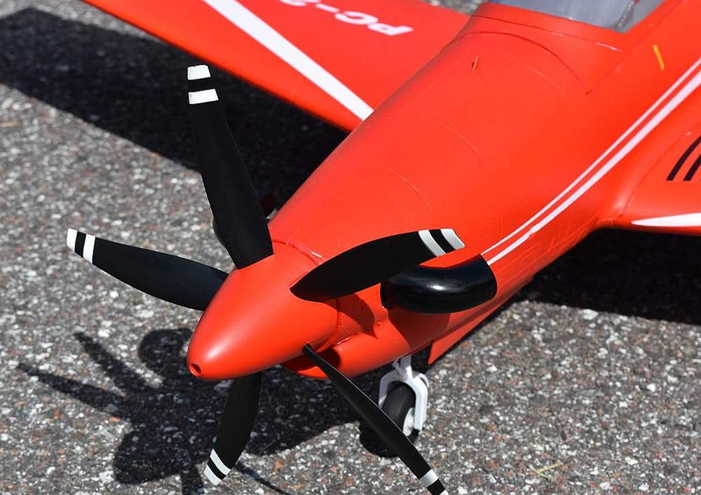FMS Pilatus PC-21, Spw. 1100mm, PNP, Combo mit Reflex Gyro,D-Power # FMS087P-REF