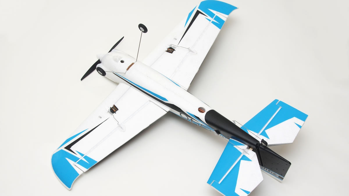 FMS Edge 540 Mini, PNP, Spw. 750mm, Combo incl. Reflex Gyro System