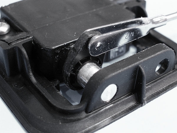 Servorahmen mit Gegenlager zu Futaba S3150/3155, S3171SB, S3172/3174SV, Paar