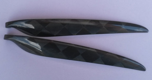 GM Georgi Mirov CFK folding propeller 18x8.5