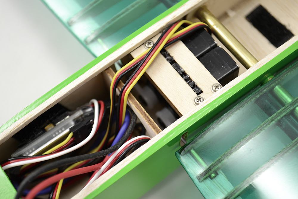 Gurke Elektro, CNC Bausatz mit Flächenverwindung - Konstr. Tim Weißbach