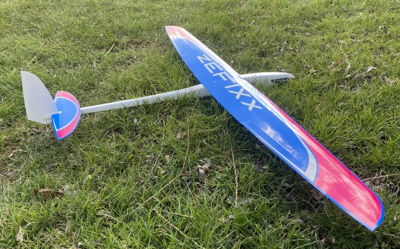 Zefixx, Grüner CNC, Mini Hotliner, Wingspan 1470mm, Laser-cut kit
