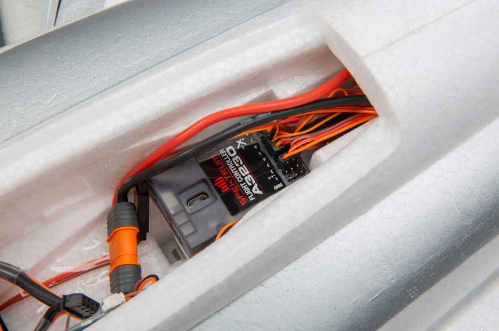 Habu STS, Smart Jet Trainer, PNP, mit 70mm Impeller, Horizon # EFL01575
