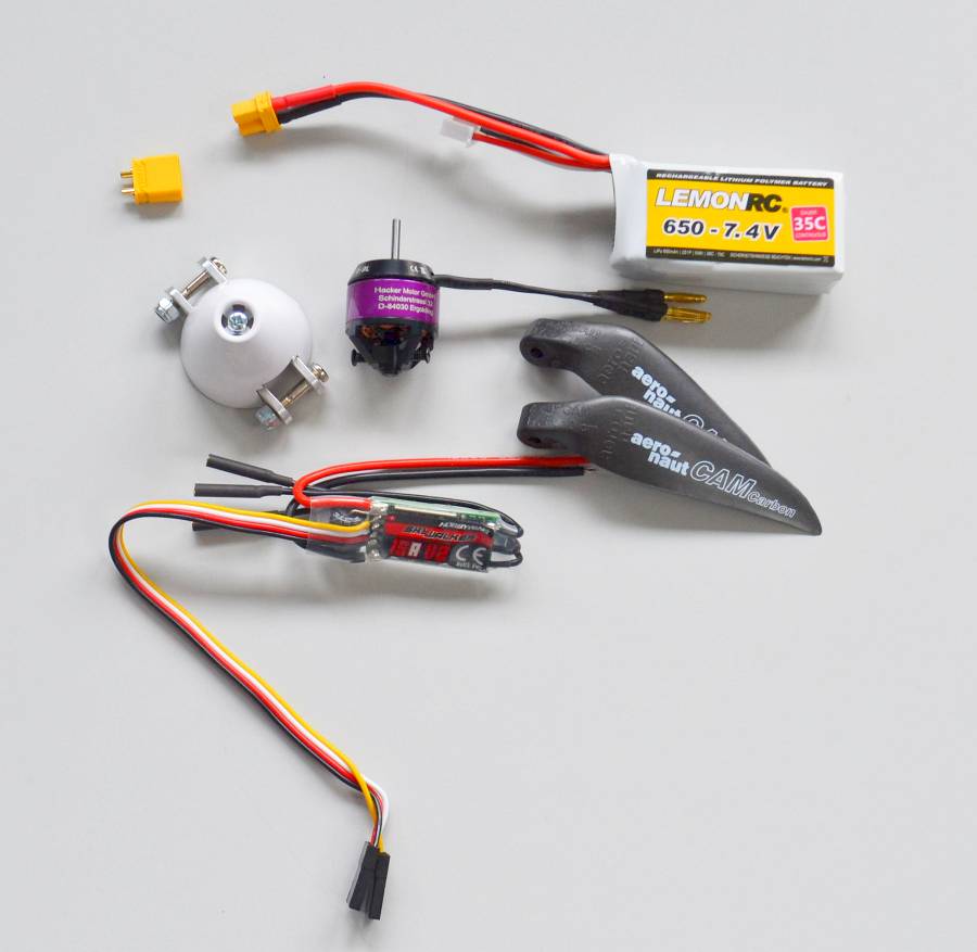 Powerset S (Hacker A10-7L, CN 30 Spin, 7x4 CAM, 2S/650mAh, 15A Controller)