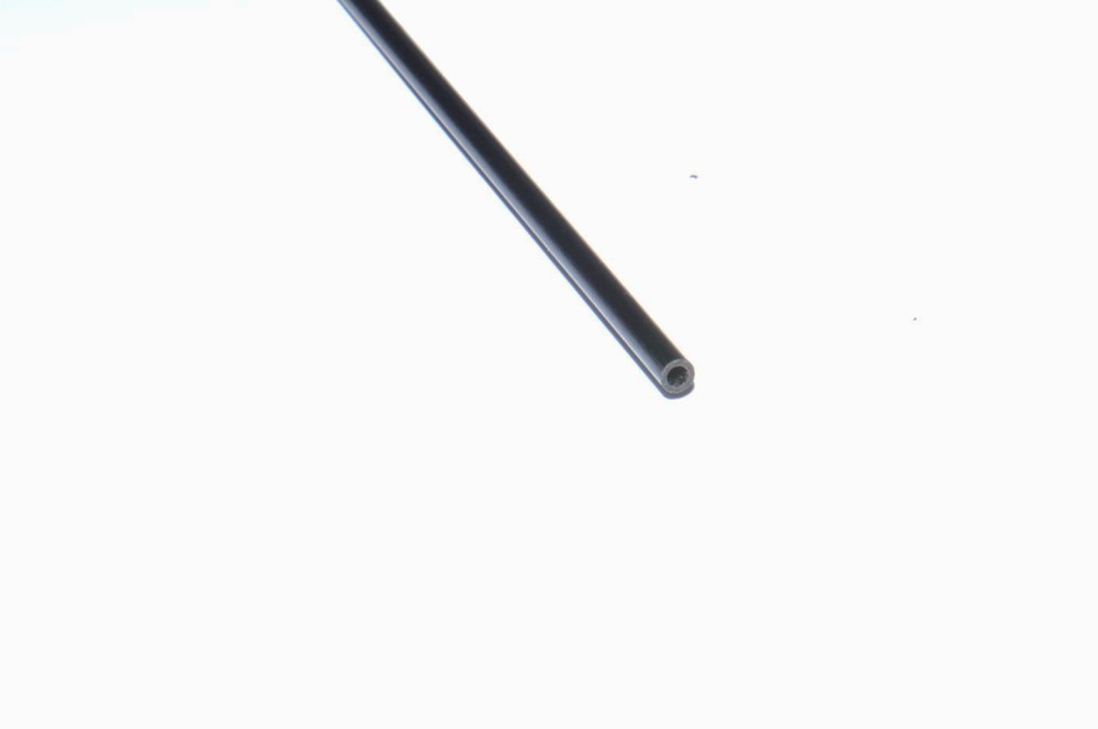 Kohlefaser-Rohr außen ø 2,5mm, innen ø 1,7mm, 1000mm lang, ca. 4,0 gr.
