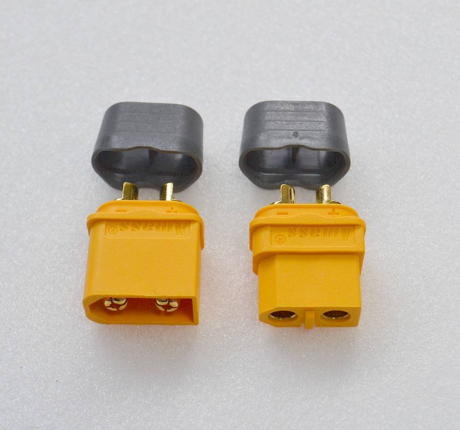 XT-60 Gold-Plated Connector/Socket with Protective Cap (1 Pair), max. 60 A Continuous / 100 A Pulse