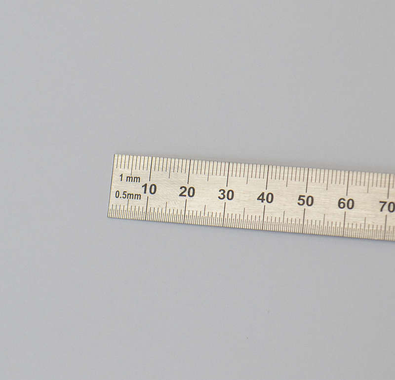 Stahl-Flachlineal, biegsam, 30x1,3cm,