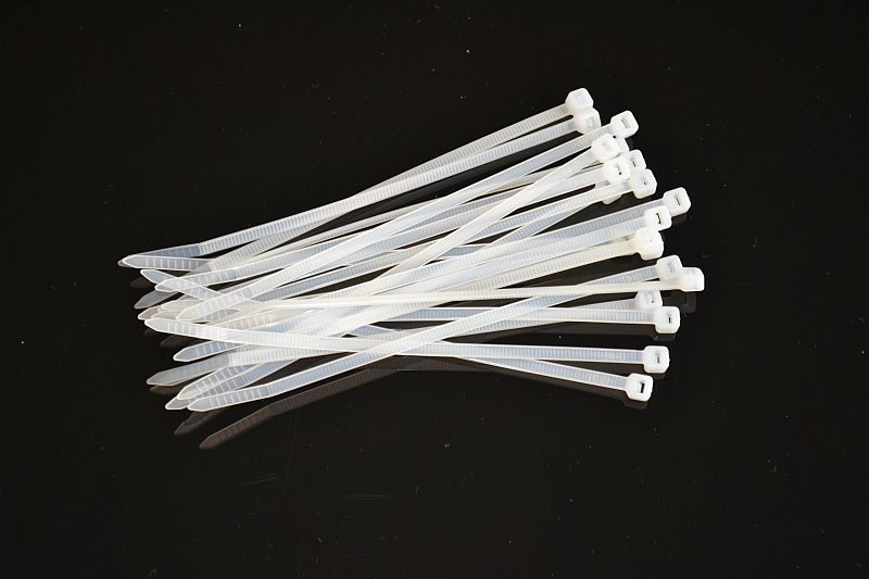 Kabelbinder 3.6x140mm (20er Pack)