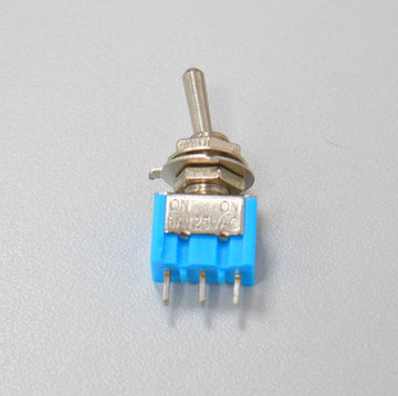 Miniatur Umschalter 3A/220V