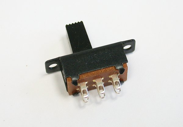 Schiebeschalter  2xUM, 23mm, 0,5Amp/125V