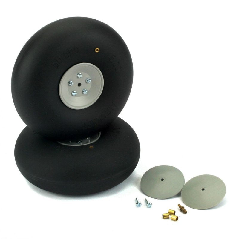 Balloon Wheels, 114mm dia., 4mm bore, 42mm wide, 153g per wheel, PU 2, DUBRO 450RV
