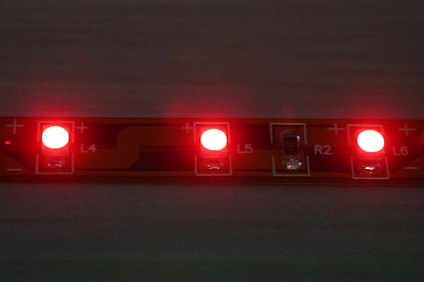 LED Leuchtband rot, selbstklebend (5Meter Rolle) Pichler # 4325