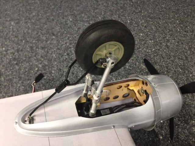 Einziehfahrwerk elektrisch zu Douglas DC-3, Pichler # C9218