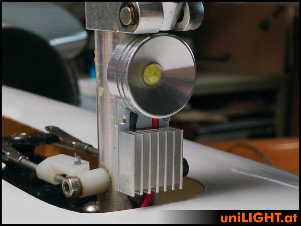 uniLIGHT 20mm Fahrwerk-Scheinwerfer, 8Wx2, KURZ, weiß